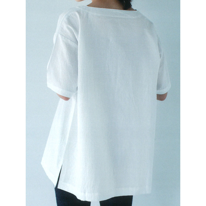 Tシャツ風ブラウスa(作り方なし)いつも心地のよい服とバッグ掲載