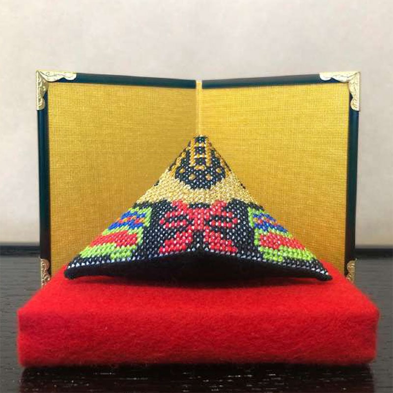 クロスステッチで作るかぶと