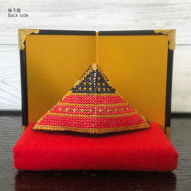 クロスステッチで作るかぶと