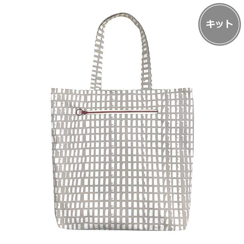 ファスナー付きポケットのトートバッグ　北欧プリント