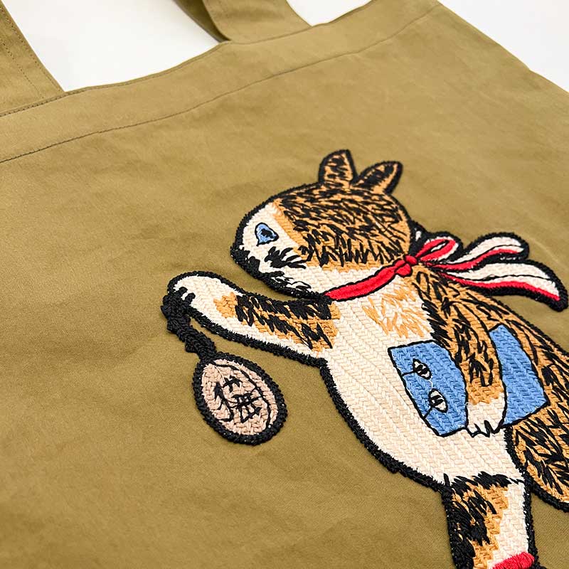 ビッグワッペンのシンプルバッグ