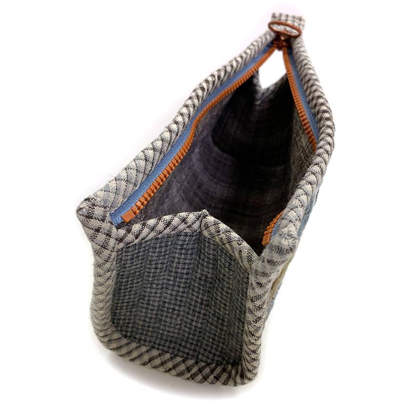 ツーパッチで作るポーチ(作り方なし)スリーパッチでできるキルト掲載