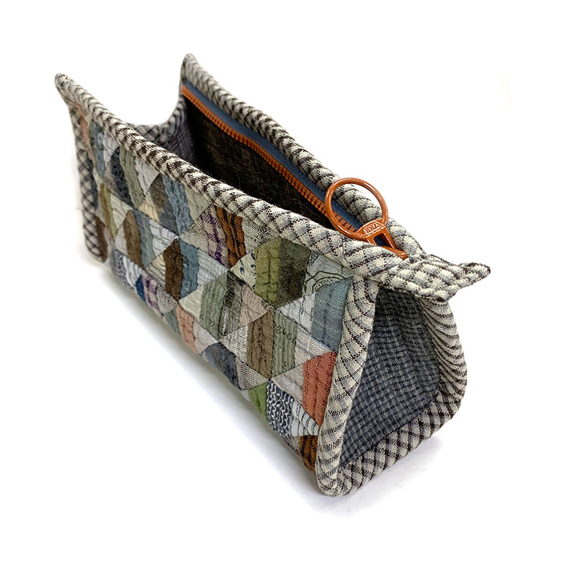 ツーパッチで作るポーチ(作り方なし)スリーパッチでできるキルト掲載