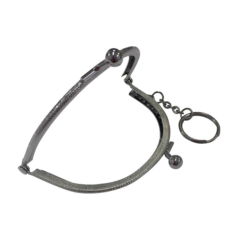 ガマ口＜フラワー柄＞＃600（6×9cm）チェーン付