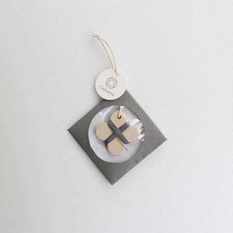 とちの木の糸巻き