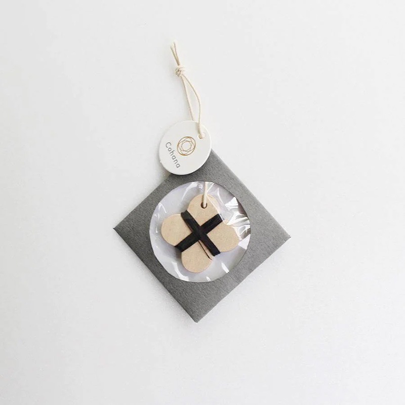 とちの木の糸巻き