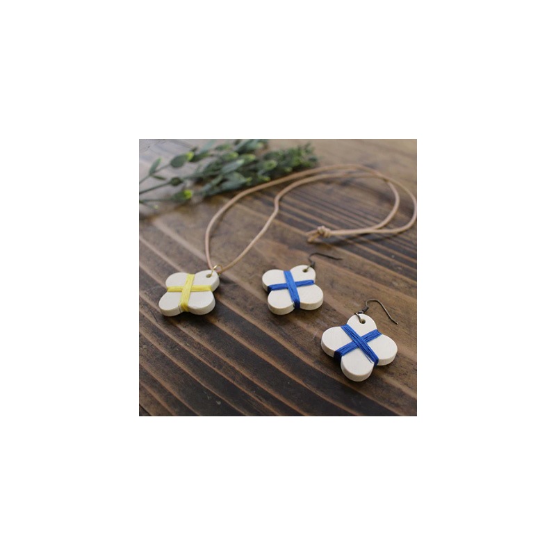 とちの木の糸巻き