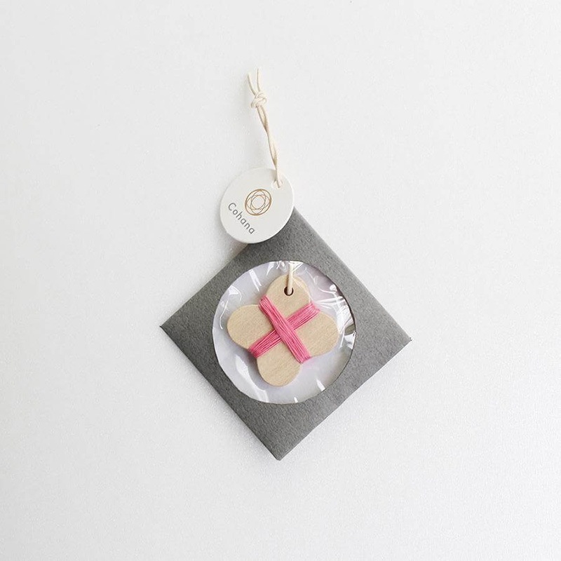 とちの木の糸巻き