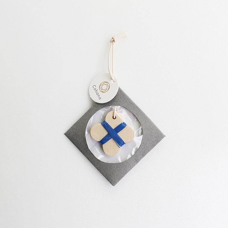 とちの木の糸巻き