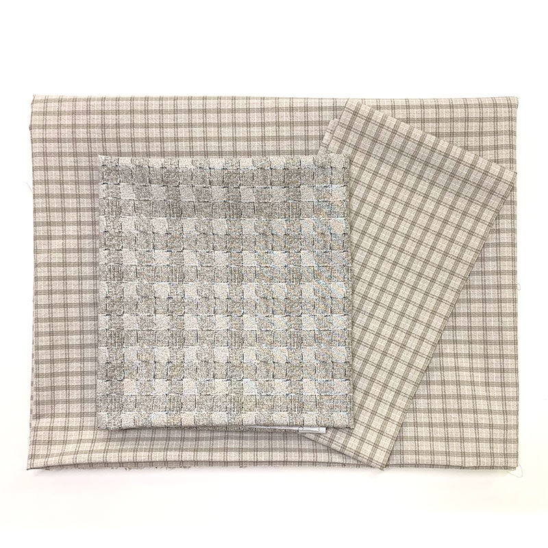 20枚のタペストリー 裏布とバイアス布セット（作り方なし）斉藤謠子のトラディショナル・パターン掲載