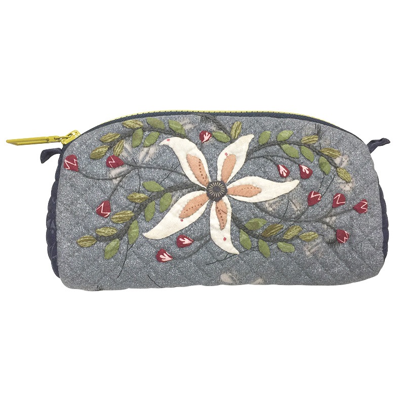 クレマチスのポーチ