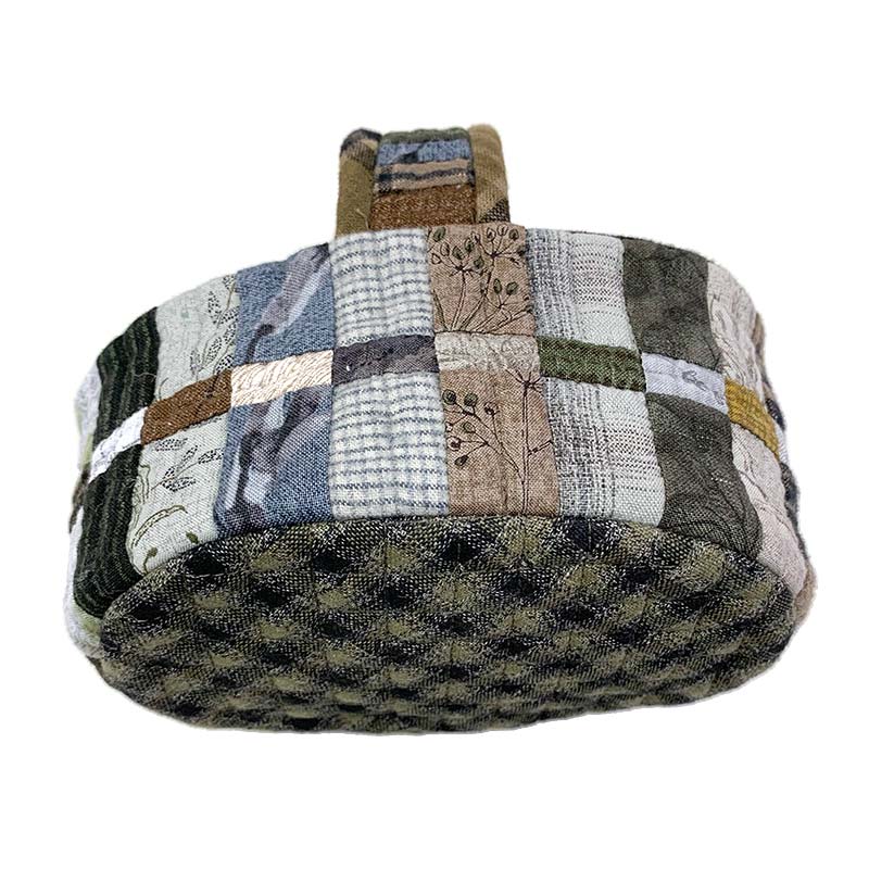 長方形のピースで作る小物入れ（作り方なし）スリーパッチでできるキルト掲載