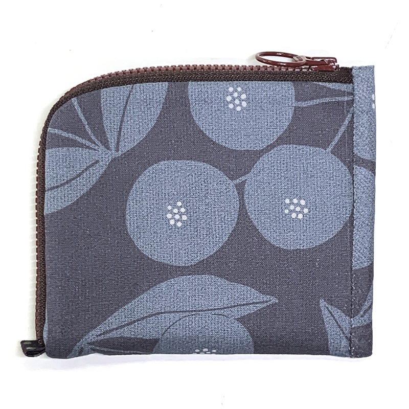 【20％OFF】スタンプバスケットのミニウォレット（作り方なし）斉藤謠子のトラディショナル・パターン掲載