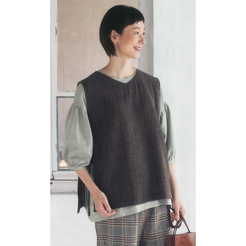 ウールガーゼのベスト（作り方なし）ウールガーゼのベストの型紙掲載