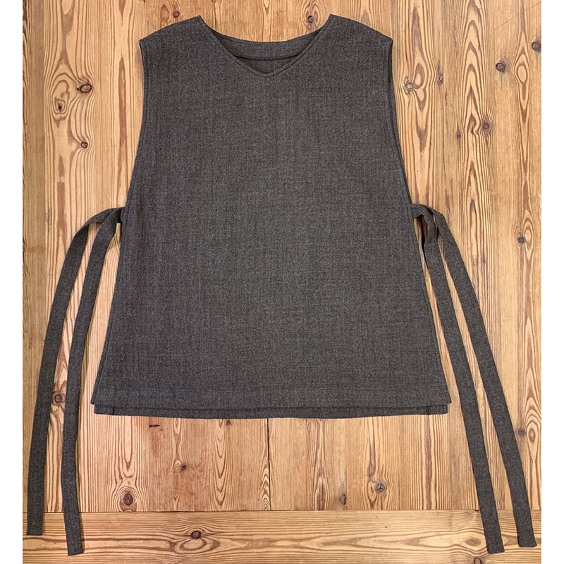 ウールガーゼのベスト（作り方なし）ウールガーゼのベストの型紙掲載