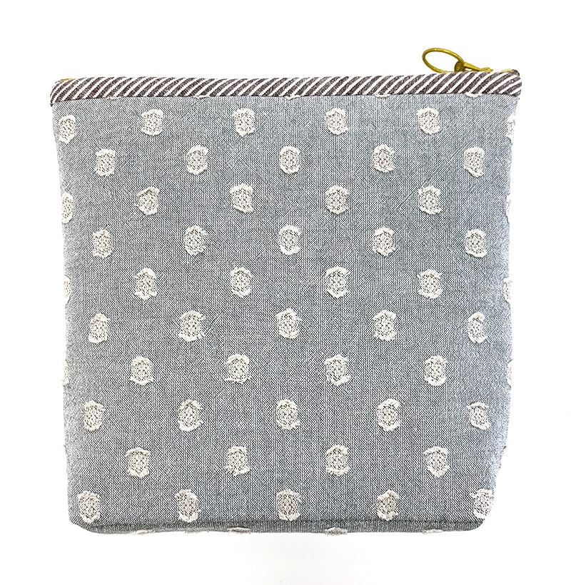 【20%OFF】ドレスデンプレートのポーチ(作り方なし)斉藤謠子のトラディショナル・パターン掲載