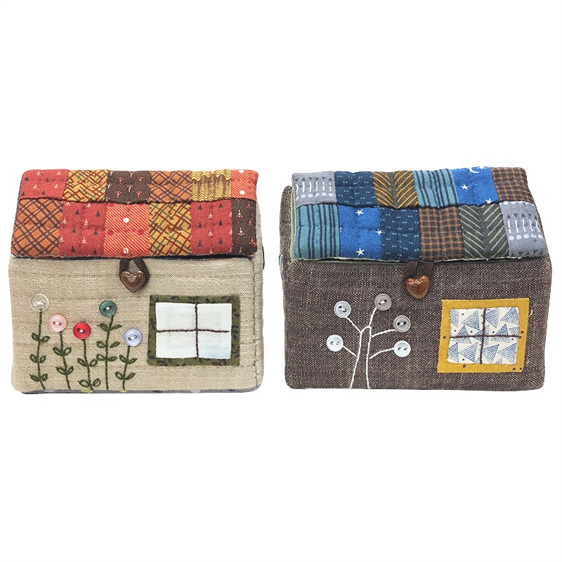 立体ハウスの小物入れ *