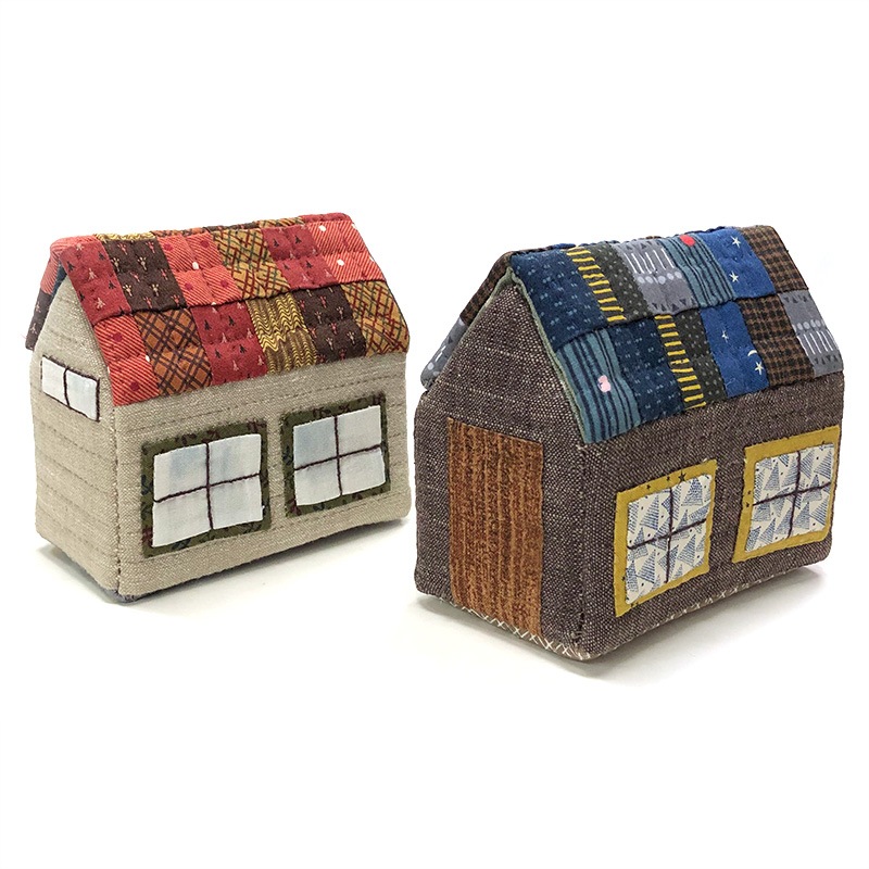 立体ハウスの小物入れ *