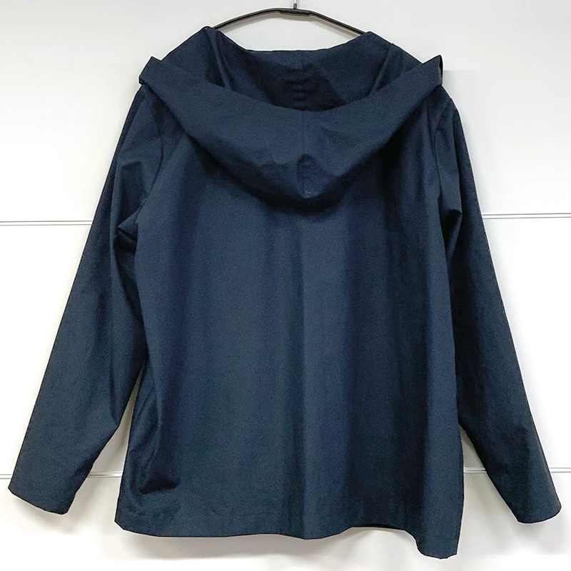 ショートパーカー(作り方なし）斉藤謠子のまいにちを楽しむ服とバッグ掲載