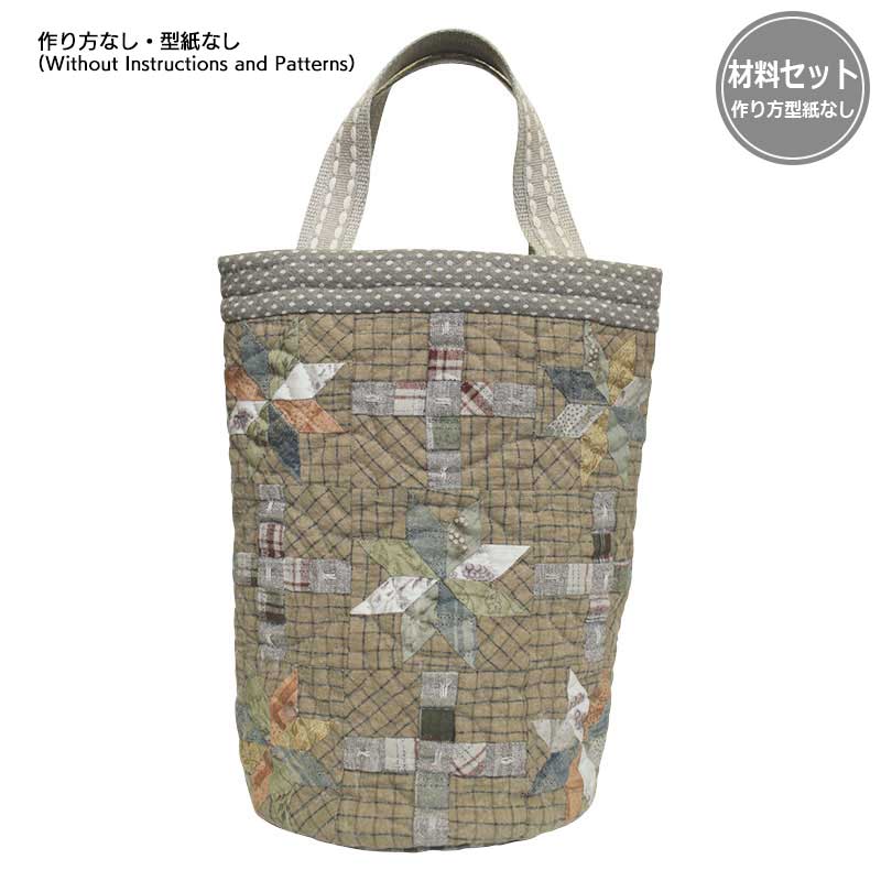 バケツ型のバッグ（作り方なし）斉藤謠子のパッチワーク掲載