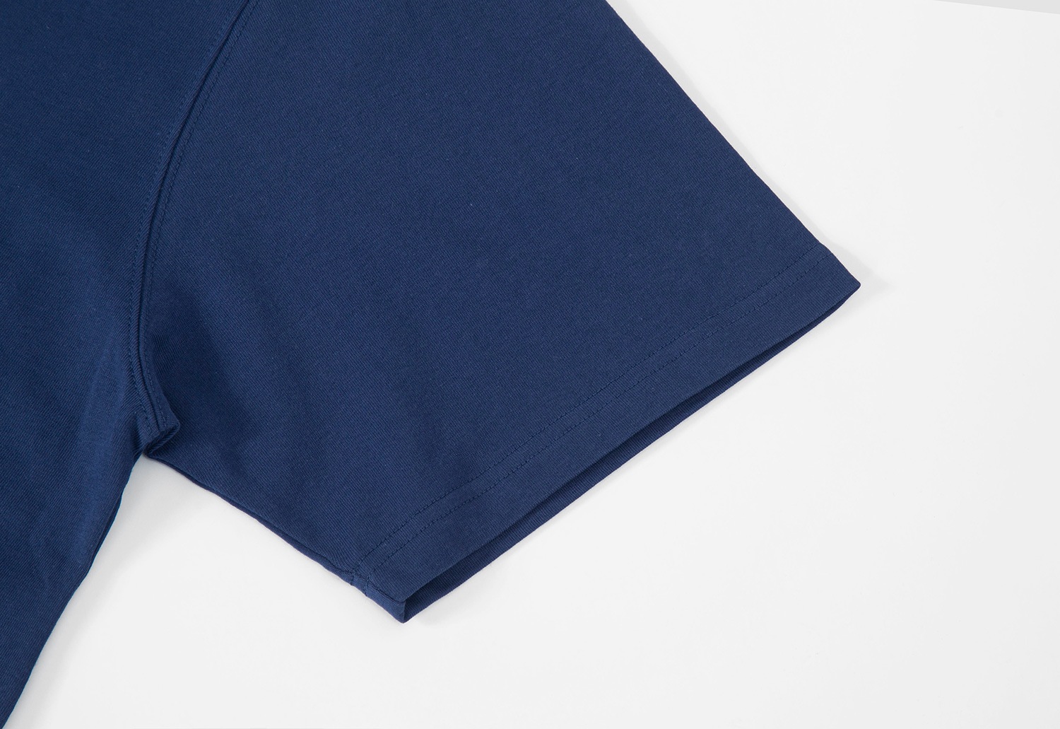 navy ellipse dolphin twinkle T-shirt 