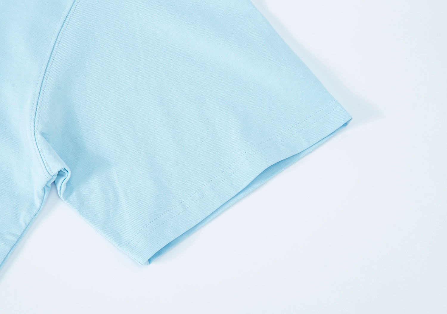 sky blue ellipse dolphin twinkle T-shirt 