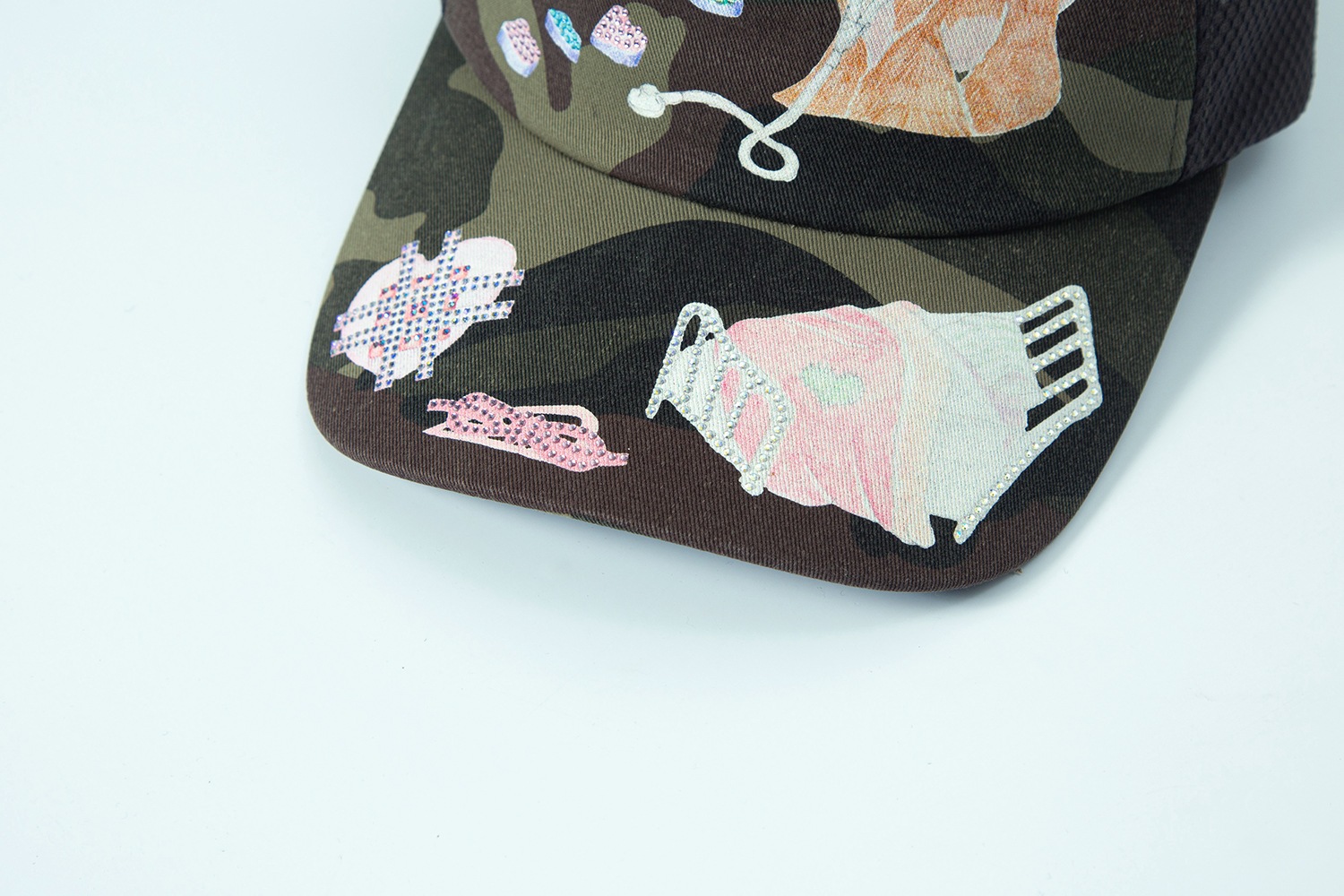 (military) playing doctor mesh cap 