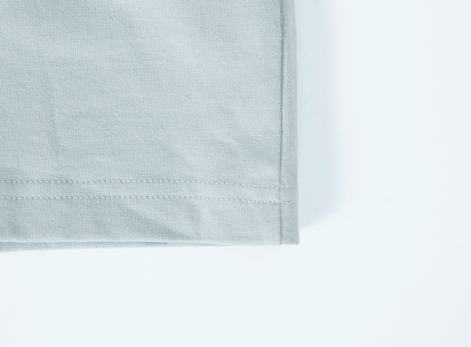 light gray heart dolphin twinkle T-shirt 