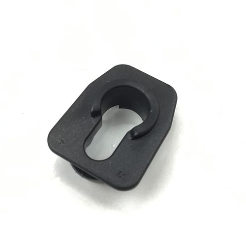 純正品　プロップクリップ（フード側受け）　LANCIA　DELTA/THEMA/YPSILON、FIAT　PUNTO/ﾑﾙﾃｨﾌﾟﾗ　82467481　（旧　60607024）