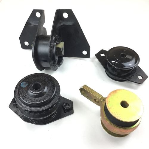 社外品　エンジンマウント4点セット　LANCIA　DELTA(831)　　82414823、82414825、82415269、82418651　＊純正同等ラバーマウント