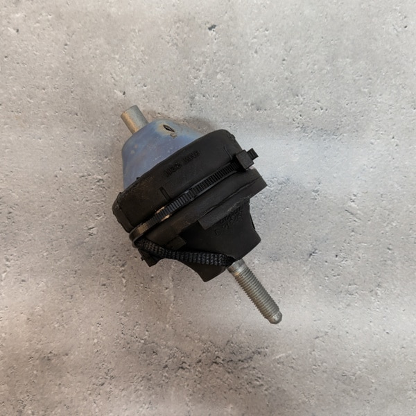 純正品 エンジンマウント R53 ~2003/12