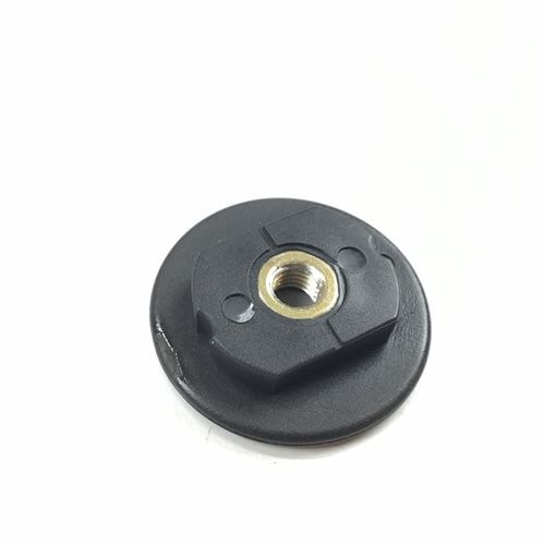 純正品　リアバンパー　ブラケットパッド（左右共通）　LANCIA　DELTA(831)　全モデル　　82436721