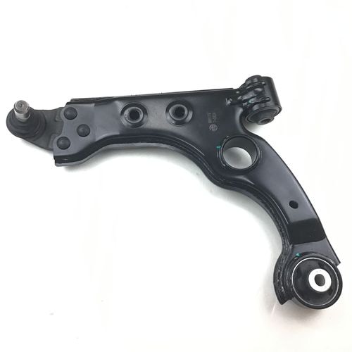 社外品　フロントロアアームASSY　左側　　ALFA　ジュリエッタ（940）　　50521046