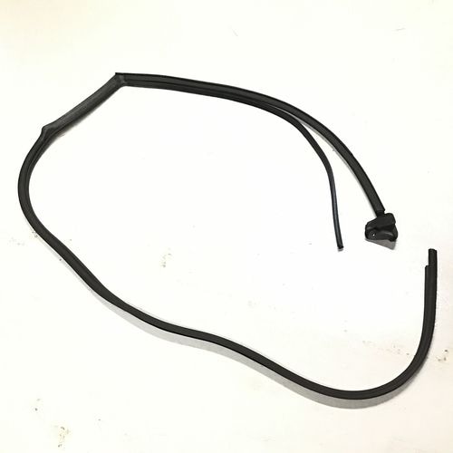 純正品　ドアウェザーストリップ　RH（右側）　ALFA　GTV（916）　60624859　　＊生産終了品