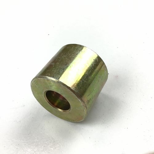 純正品　エンジンマウント　ボルトカラー　LANCIA　DELTA（831）　82415456