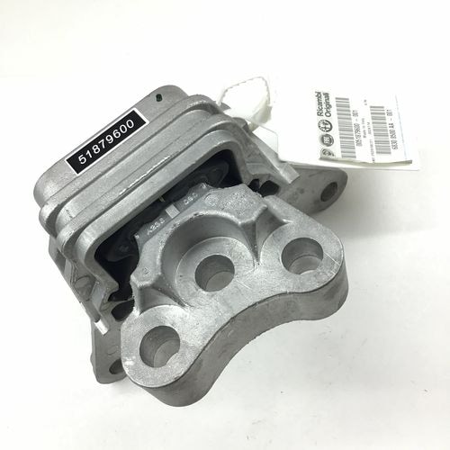 純正品　ミッションマウント　ALFA　ジュリエッタ(940)　1.8TB前期　2012以降用　＊車体番号で適合確認が必要　　51879600