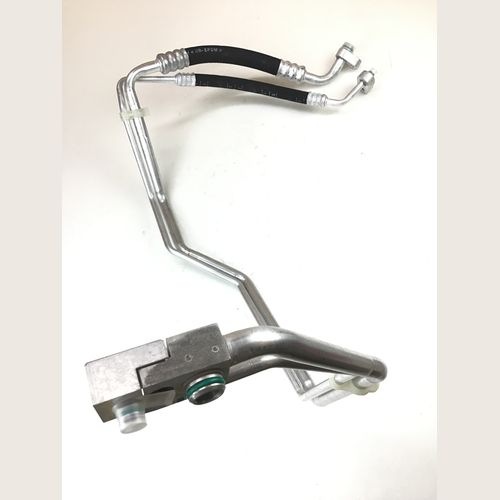 純正品 エアコンホースASSY エバポレーター側 （行き/戻り一体型