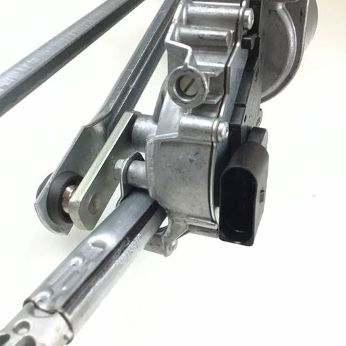 純正品　フロントワイパーリンクASSY　FIAT　PUNTO(199）右ハンドル車用　　51881062　　52061797