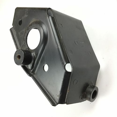 純正品 エンジンマウントブラケット（右側） LANCIA DELTA（831）8V