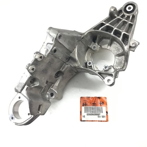 純正品　オルタネーター/トルクロッドマウント　　ALFA145/146（～'97)、155TS16V、spider(916)TS16V (～'97)　　　60608897