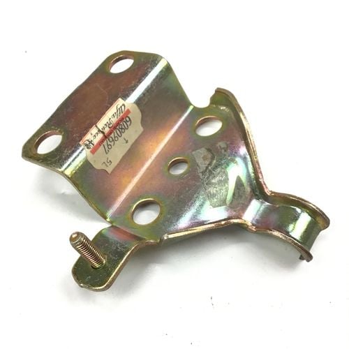 純正品　エキゾーストブラケット（センターパイプブラケット）　ALFA155V6/TS8V　　60809697　　7754165