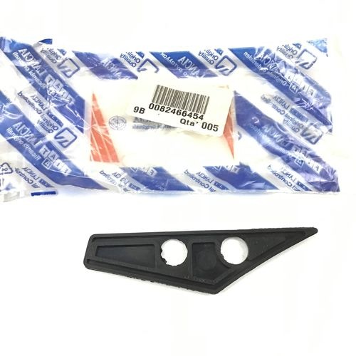 純正品　ルーフスポイラーベース　ガスケット　右側　　LANCIA　DELTA(831)　Evo　　82466454