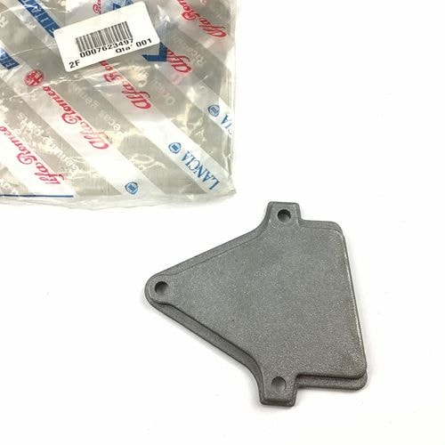 純正品 カムシャフトエンドカバー LANCIA DELTA（831）16V/Evo 7623497