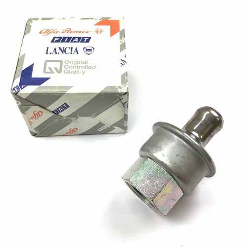純正品　ブローバイバルブ（リターン）　LANCIA　DELTA　16V/Evo1、ALFA155Q4　など　　7673992
