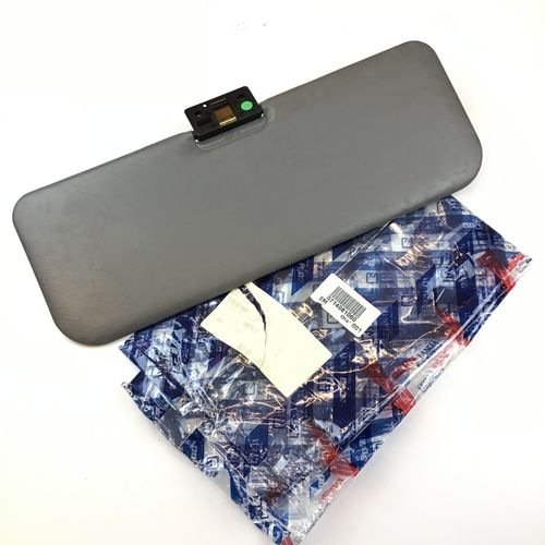 純正品　サンバイザー　FIAT　PANDA(141)　LHD車/LH　　714081060