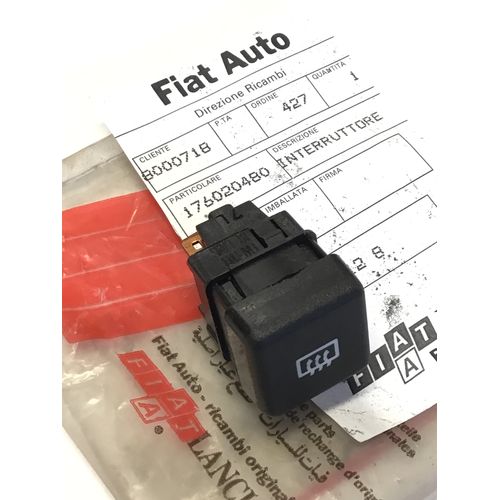 純正品　リアデフォッガースイッチ　LANCIA　DELTA　8/16V　176020480