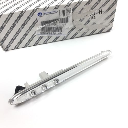 純正品　サイドマーカーランプ　左側　　ALFA　ジュリエッタ（940）　　　50522994