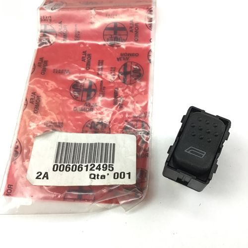 純正品　パワーウインドスイッチ　フロント　ALFA145/146　（右ハンドル車の右側/左ハンドル車の左側）　　60612495