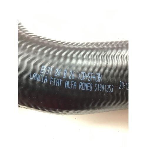 純正品 インタークーラーホース 上側(インタークーラー~スロットル) FIAT500 TwinAir 51891353