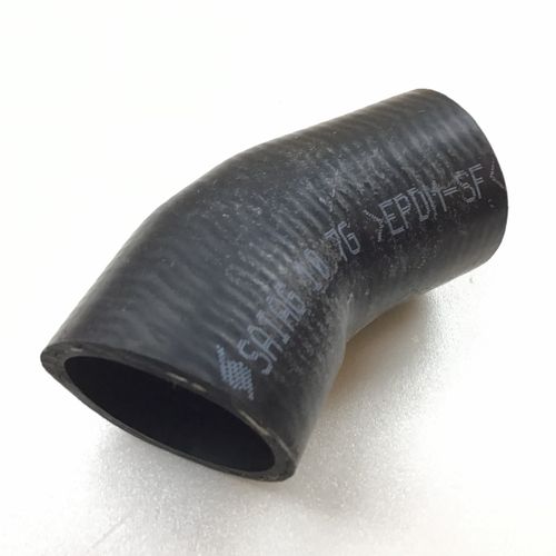 純正品　ラジエターホース　アッパー側　　ALFA164　3.0V6　12V　　60510278
